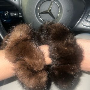 MINK SCRUNCHIES !